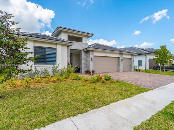 4528 SW 178th Ave, Miramar FL 33029