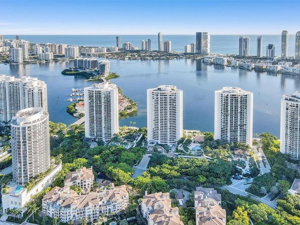 3000 Island Blvd 505, Aventura FL 33160