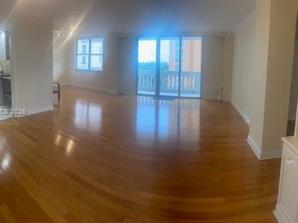 625 Biltmore Way 807, Coral Gables FL 33134