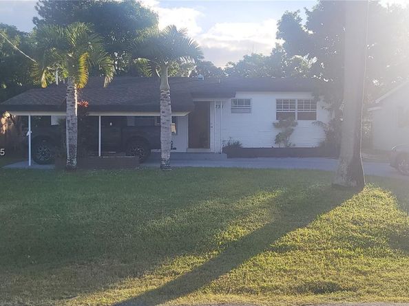 731 SW 3rd Ave, Hallandale Beach FL 33009