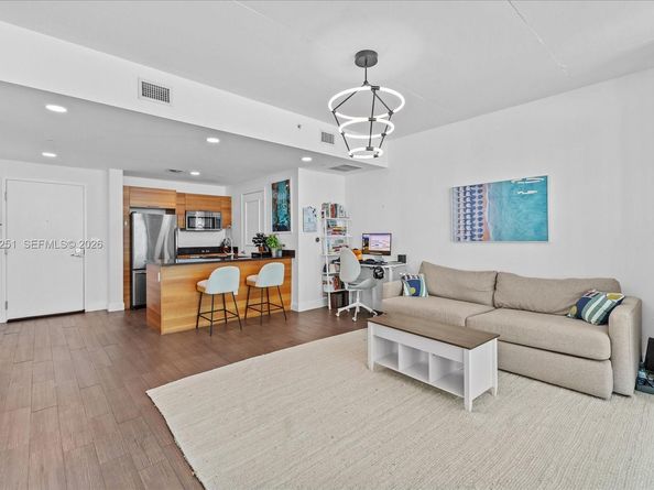 3301 NE 1st Ave L0202, Miami FL 33137