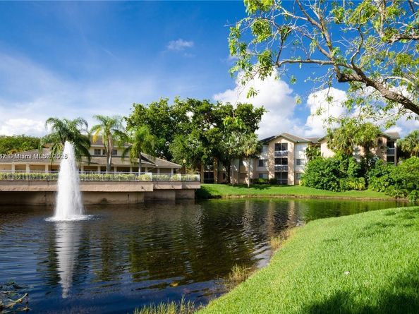 9855 Westview Dr 728, Coral Springs FL 33076