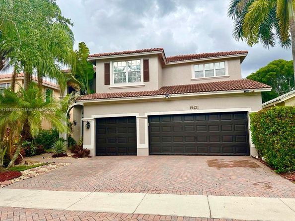 19421 Stonebrook St, Weston FL 33332