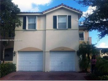 5507 NW 113th Ave
