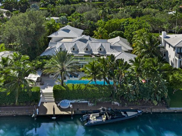 761 Buttonwood Ln, Miami FL 33137