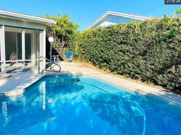 5111 NE 15th Ave, Fort Lauderdale FL 33334