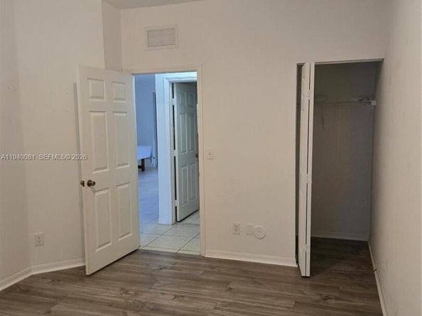 1564 SW 2nd St, Homestead FL 33030