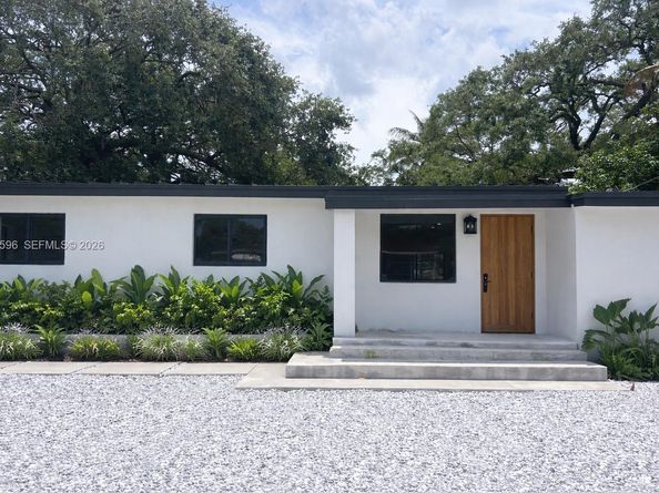 1242 NE 145th St, Miami FL 33161