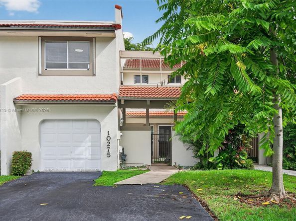 10275 NW 46th St, Doral FL 33178