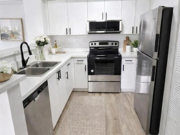 12166 Saint Andrews Pl 108, Miramar FL 33025