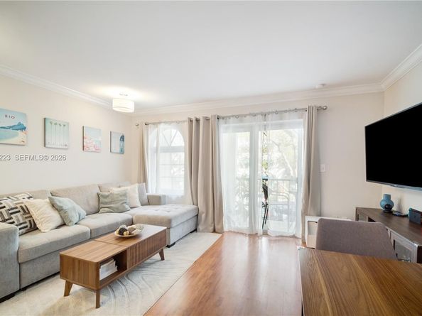 338 Majorca Ave 205, Coral Gables FL 33134