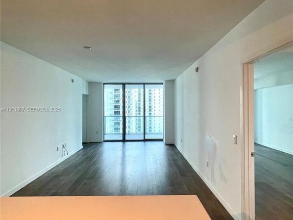 1100 S Miami Ave 2111, Miami FL 33130