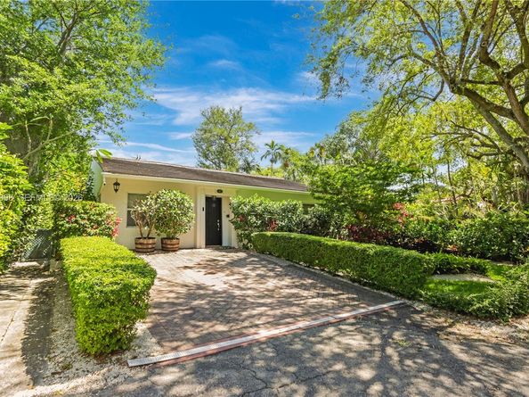 815 Monterey St., Coral Gables FL 33134