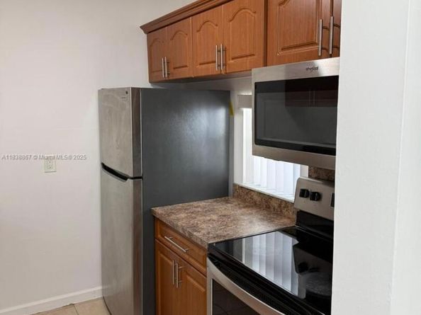 8560 N Sherman Cir 105, Miramar FL 33025