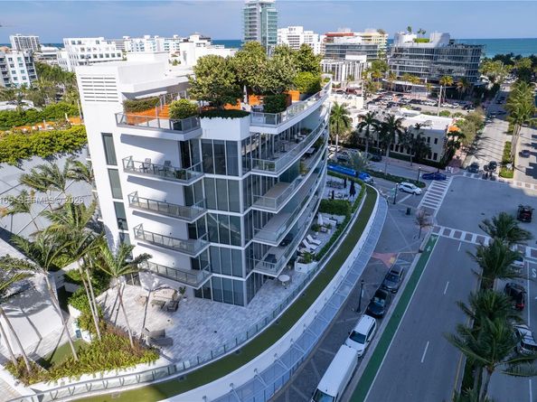 801 S Pointe Dr 204, Miami Beach FL 33139