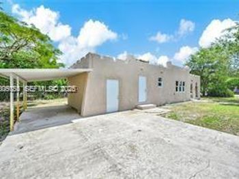 1301 Sharar Ave
