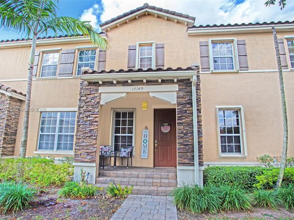 17149 SW 94th St, Miami FL 33196