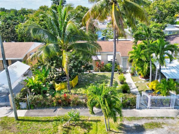 15700 NE 15th Pl, North Miami Beach FL 33162