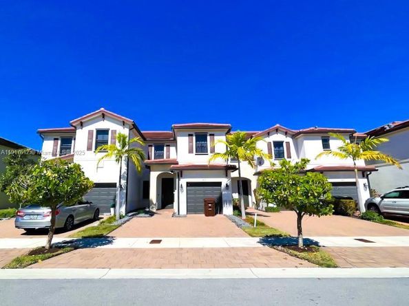 3435 W 105th Pl, Hialeah FL 33018