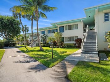 180 Isle Of Venice Dr