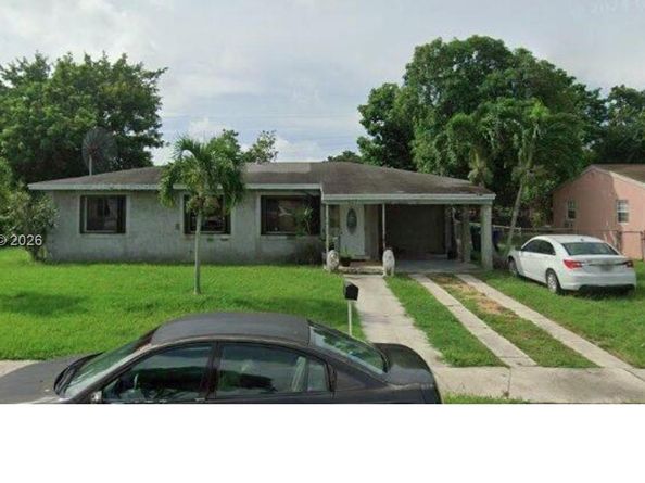 Undisclosed Address #A11983421, Miami FL 33162