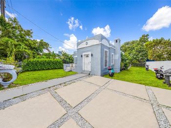 844 NW 29th St