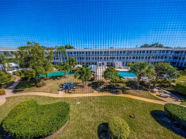 15610 NE 6th Ave 33D, Miami FL 33162