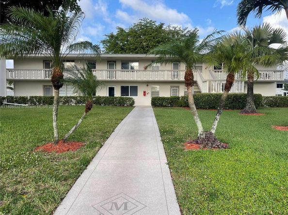 279 Markham M M, Deerfield Beach FL 33442