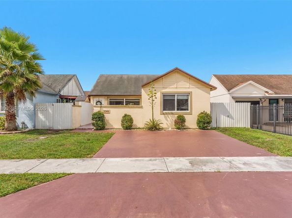 3246 NW 204th Ter, Miami Gardens FL 33056
