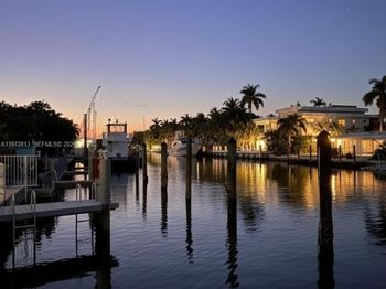 76 Isle Of Venice Dr