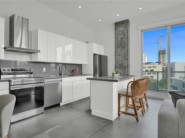 3470 E Coast Ave H0606, Miami FL 33137