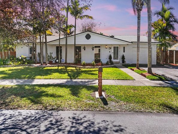 9000 SW 184th Ter, Cutler Bay FL 33157