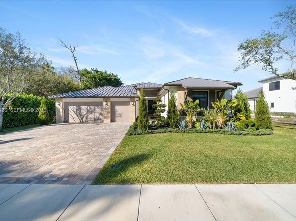 7387 SW 74th Ln, Miami FL 33143