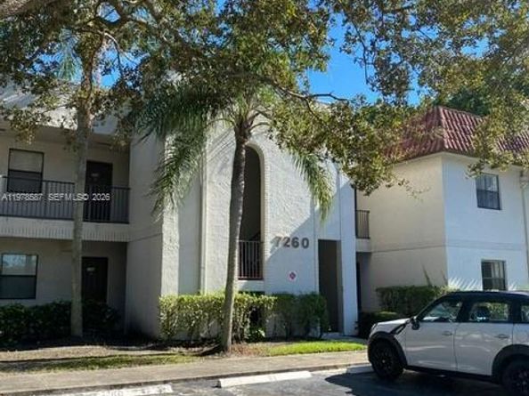 7260 Woodmont Ter 101, Tamarac FL 33321