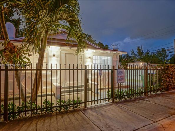 473 NE 61st St, Miami FL 33137