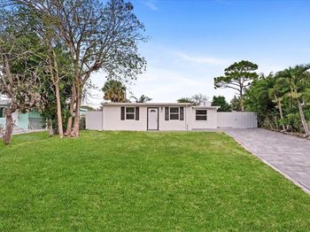 431 Ficus Tree Drive