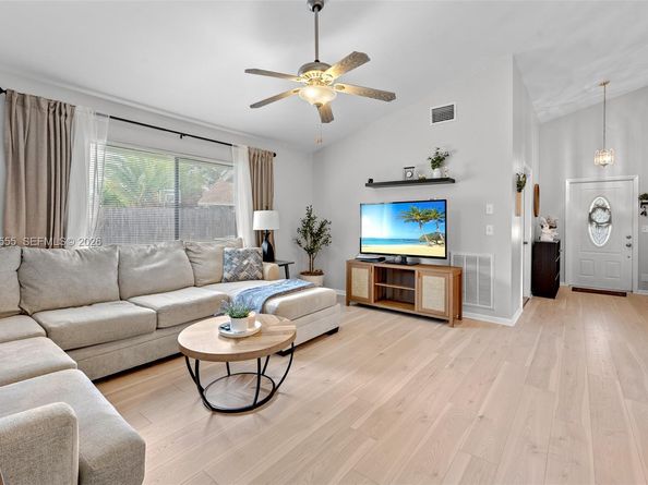 Undisclosed Address #A11990555, Boca Raton FL 33428