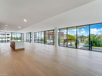 1177 Kane Concourse