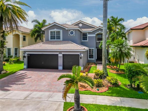 15862 SW 24th St, Miramar FL 33027