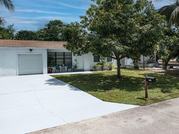 1561 NE 30TH Court, Pompano Beach FL 33064