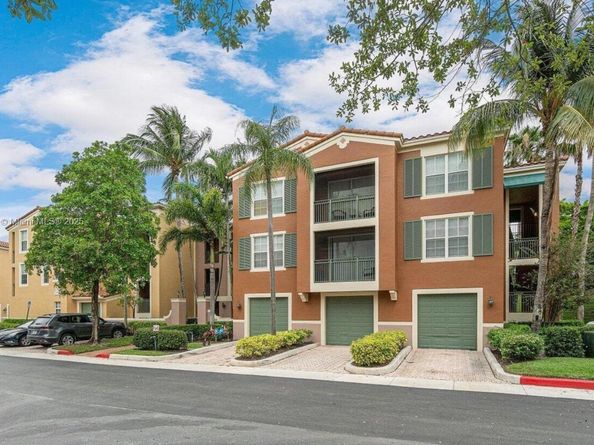 11760 Saint Andrews Pl 302, Wellington FL 33414