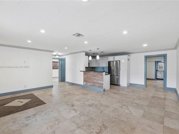 1541 SW 52nd Ave, Plantation FL 33317