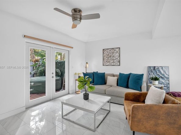 1953 NE 15th Ave, Fort Lauderdale FL 33305