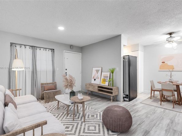 2465 SW 18th Avenue 3208, Miami FL 33145