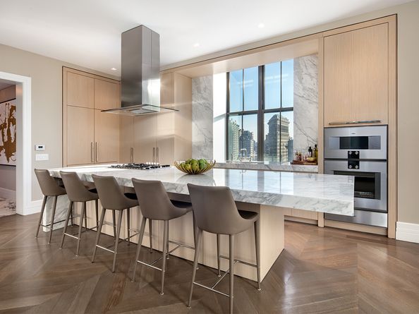 212 5th Avenue 16B, New York NY 10010