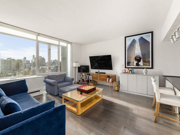 385 1st Avenue 14A, New York NY 10010