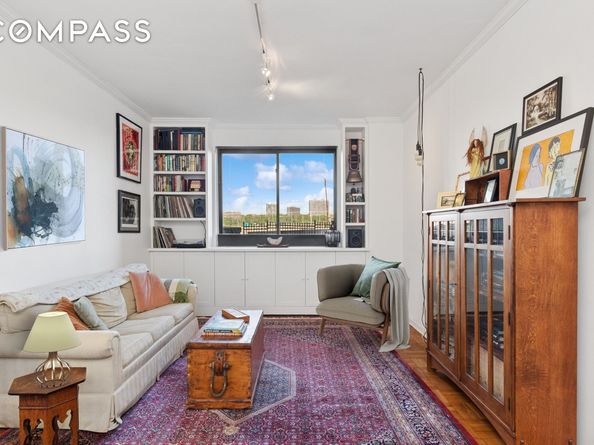 158-18 Riverside Drive W 2M, New York NY 10032