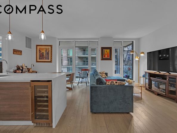 505-513 West 43rd Street 3M, New York NY 10036