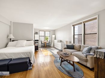 70 Park Terrace E