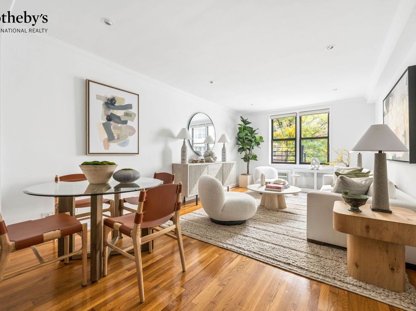 211 East 18th Street 3M, New York NY 10003